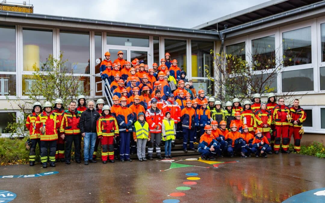 Große Jugendübung an der Grundschule Büchenau